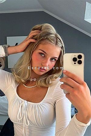 CANDACE - Escort Girl Paris