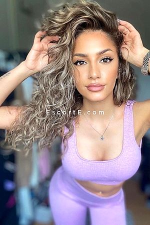 THARINI - Escort Girl Paris