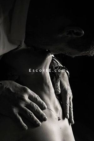 Gentleman - Narbonne Boy Escorts