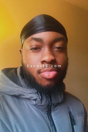 Mimaric - Cergy Boy Escorts