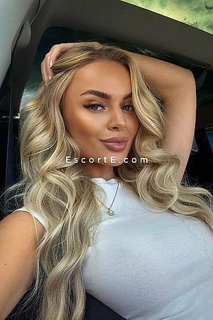 PERNILLE - Paris Escorts