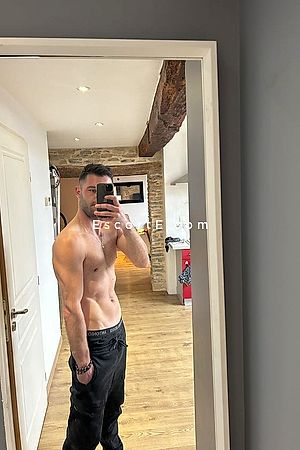 Tiba - Lyon Boy Escorts