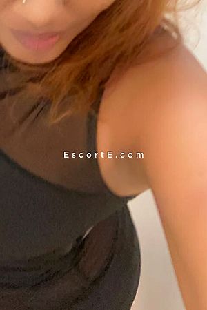 Linalovess - Paris Escorts