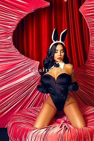 Lelia - Paris Escorts