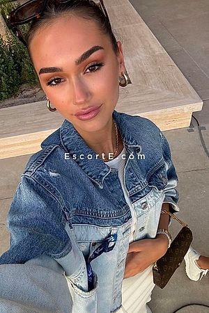 SOTIRIA - Paris Escorts