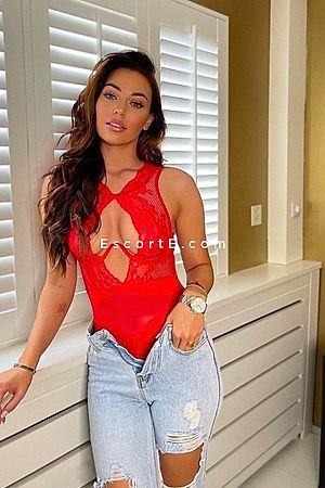 PRUNELLA - Escort Girl Paris