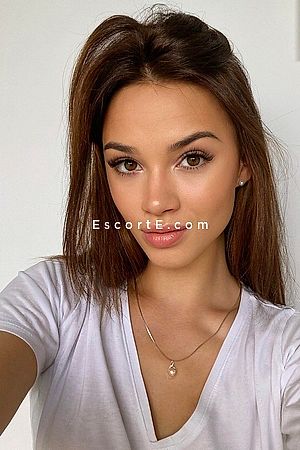 MALA - Paris Escorts