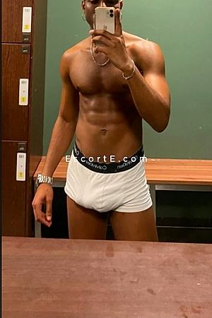 Blackdispoparis - Escort Boy Paris