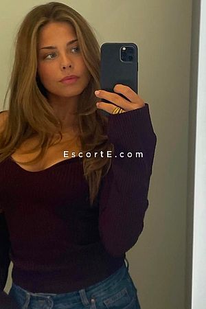 ELMARIE - Escort Girl Paris