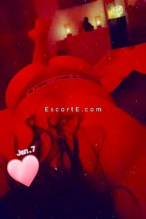 Laure royan - Royan Escorts