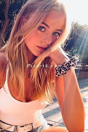 FELICITY - Escort Girl Paris