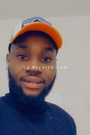 Lucky - Bordeaux Boy Escorts