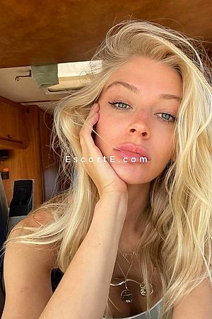 VINODINI - Paris Escorts