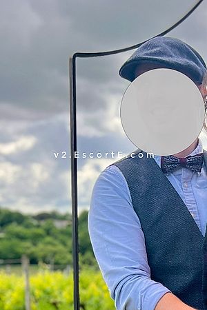 Steven - Bordeaux Boy Escorts