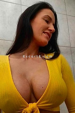 Emilie - Langon Escorts