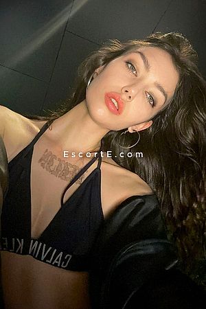 Hazel - Paris Escorts