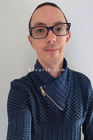 antoine - Escort Boy Chalon-sur-Saône