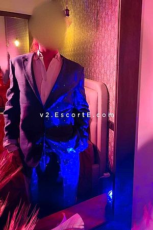 Mael - Escort Boy Bordeaux