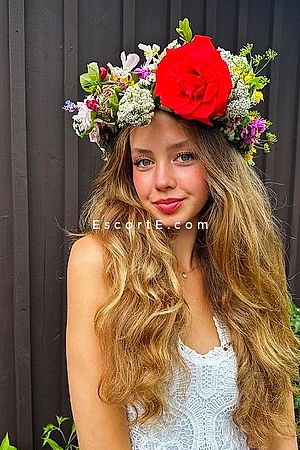 TWINKLE - Paris Escorts