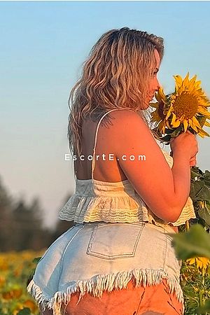 Maria Joana - Arras Boy Escorts