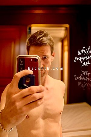 Theo - Escort Boy Toulouse