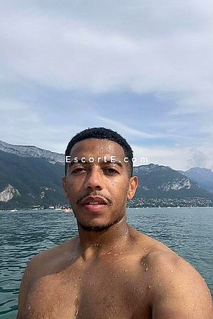 Kaviny - Paris Boy Escorts