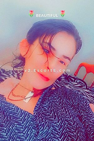 Ouui - Avignon Escorts