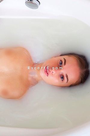 Marisha - Paris Escorts