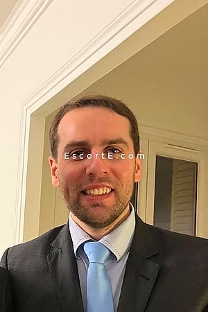 Marquiscoquin - Versailles Boy Escorts