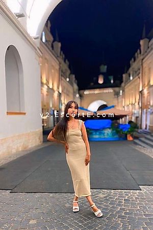 Viola - Paris Escorts