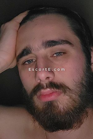 Arthuro - Escort Boy Laval