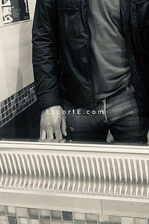 Antho - Lyon Boy Escorts