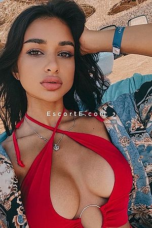 ALANA - Paris Escorts