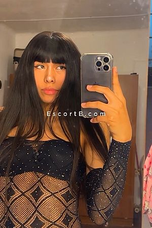 Yurikoyamashita - Paris Trans Escorts