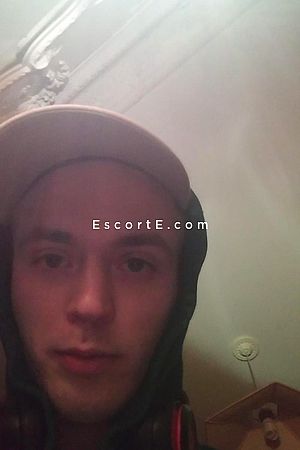 Romain - Boulogne-Billancourt Boy Escorts