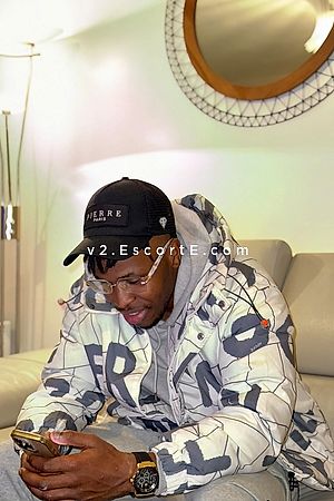 Rollsrrv - Poissy Boy Escorts