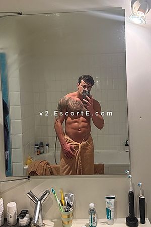 ChrisMontana - Marseille Boy Escorts