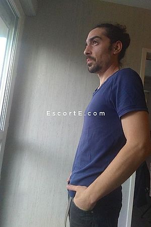 Sandro63 - Escort Boy Clermont-Ferrand