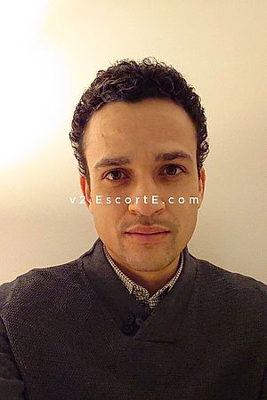 Hugo - Boulogne-Billancourt Boy Escorts