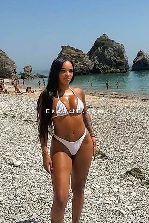 Sophia Bresilienne belle femme - Escort Girl Paris