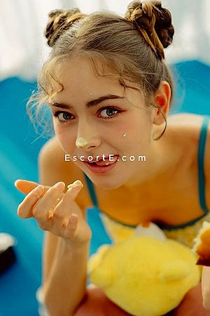 ALYA - Escort Girl Paris