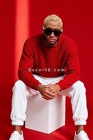 MiguelSEXONE - Escort Boy Bordeaux