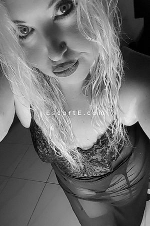 kellykiss71 - Escort Girl Mâcon