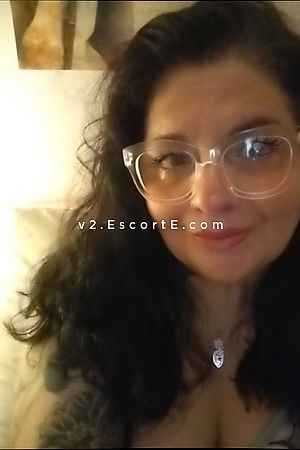 Sarah - Orléans Escorts