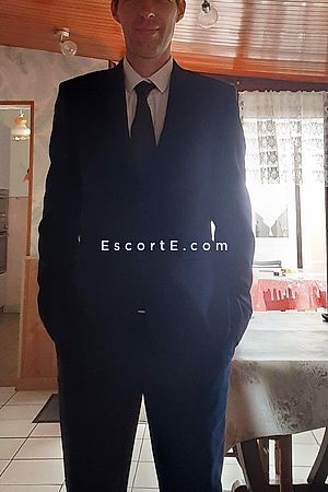 Stephane81 - Escort Boy Saint-Etienne