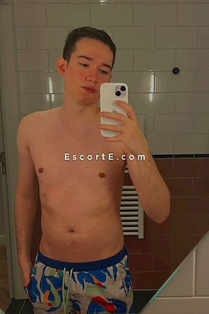 Gabriel - Calais Boy Escorts
