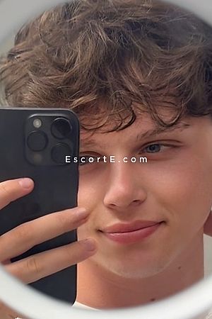 Eric - Paris Boy Escorts