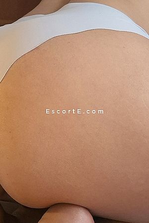 Narjise - Sainte-Foy-lès-Lyon Escorts