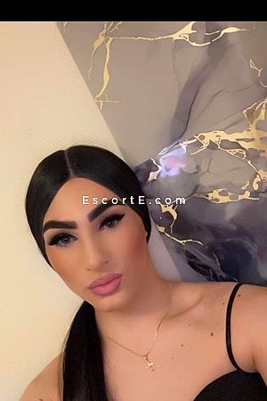 ella - Bordeaux Trans Escorts