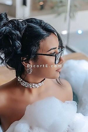 Livia - Escort Girl Rouen